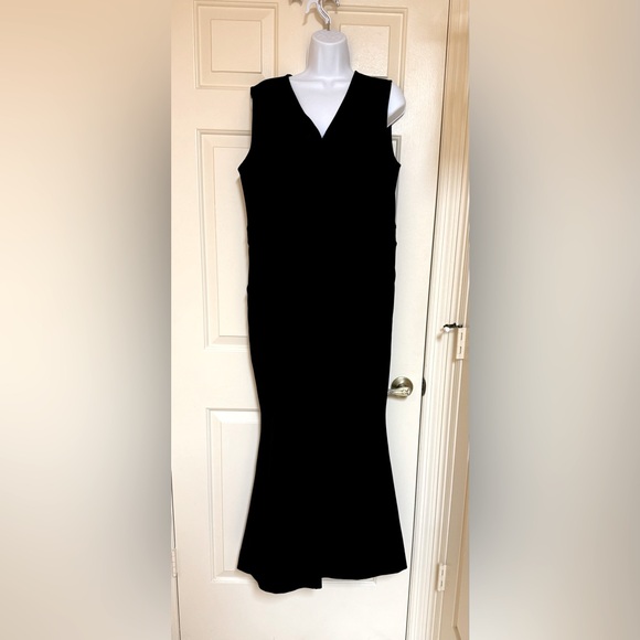 Spanx Perfect Sleeveless Jumpsuit - Picture 6 of 10